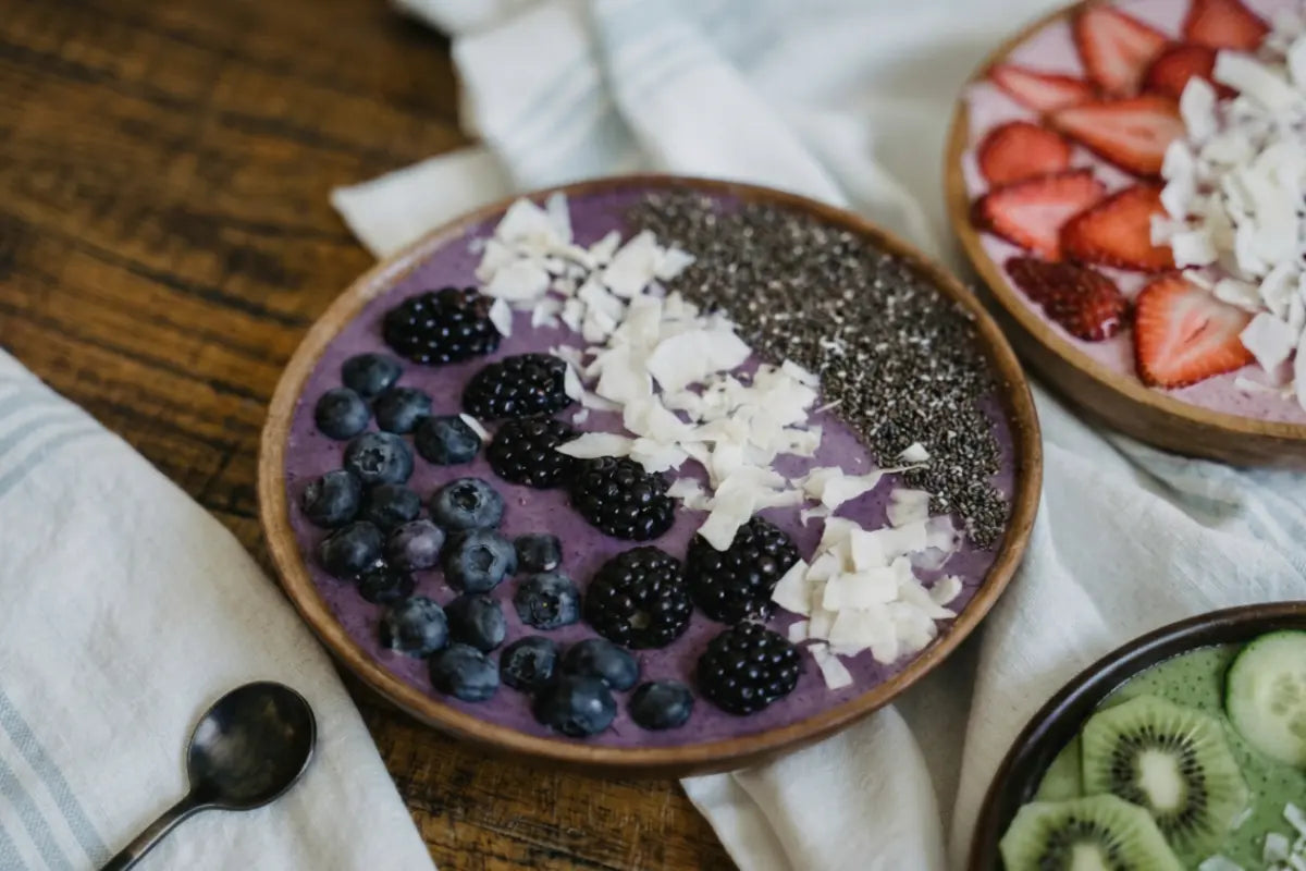 pudding chia poudre d'ube fruit rouge Image